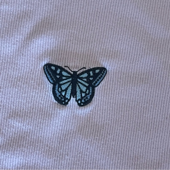 HOLLISTER Pink Baby Tee With Butterfly Design T-Shirt - Picture 3 of 6